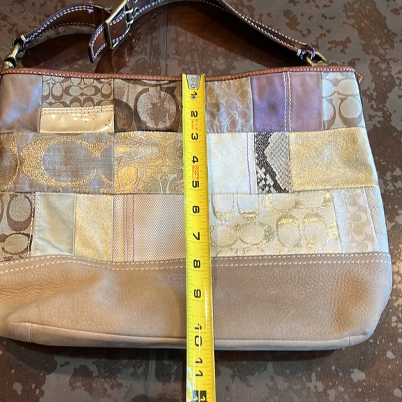 Coach Patchwork Bucket - Picture 11 of 14